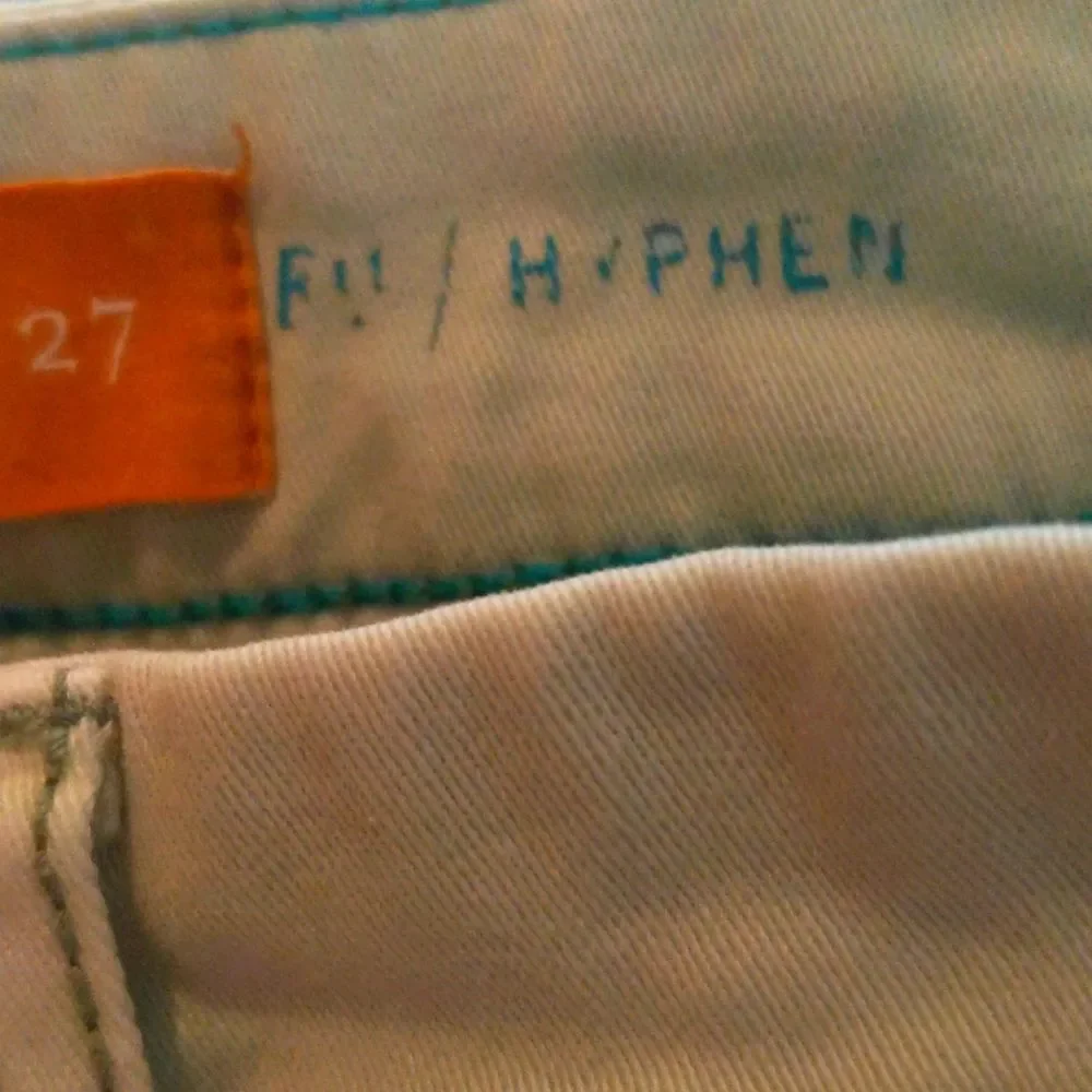 Pilcro and the Letterpress light mint green slim leg distressed pants 27